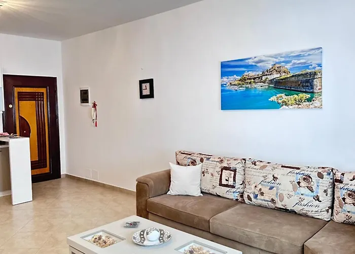 Crystal Sea View Apartamento Sarandë