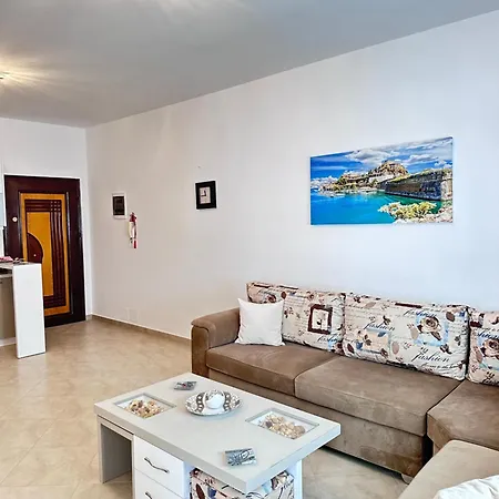 Crystal Sea View Apartamento Sarandë