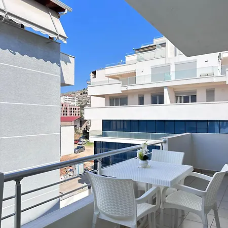 Crystal Sea View Apartamento *